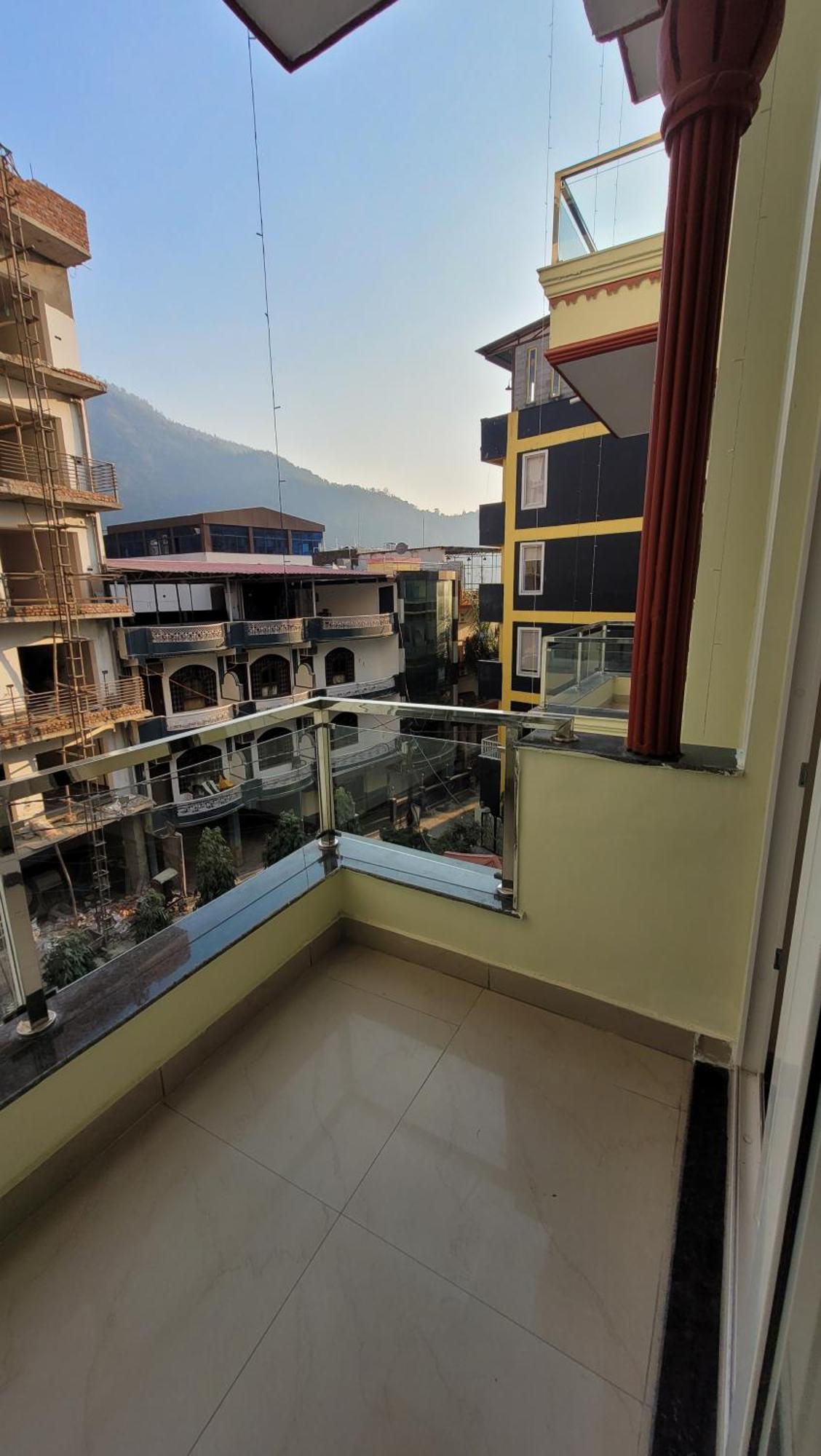 Hotel Keshav Nandan By The Shivaay Risikés Kültér fotó