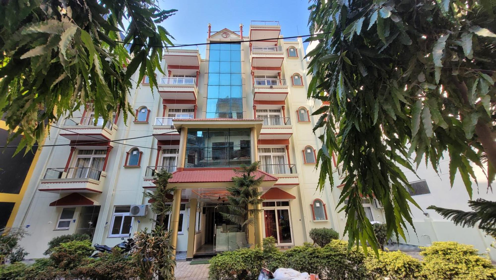 Hotel Keshav Nandan By The Shivaay Risikés Kültér fotó