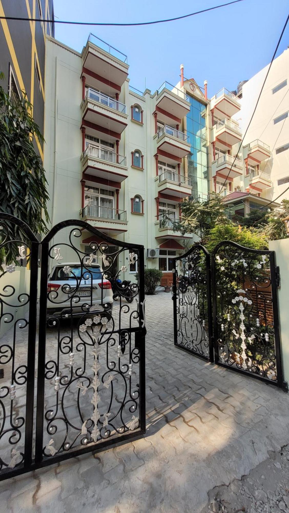 Hotel Keshav Nandan By The Shivaay Risikés Kültér fotó